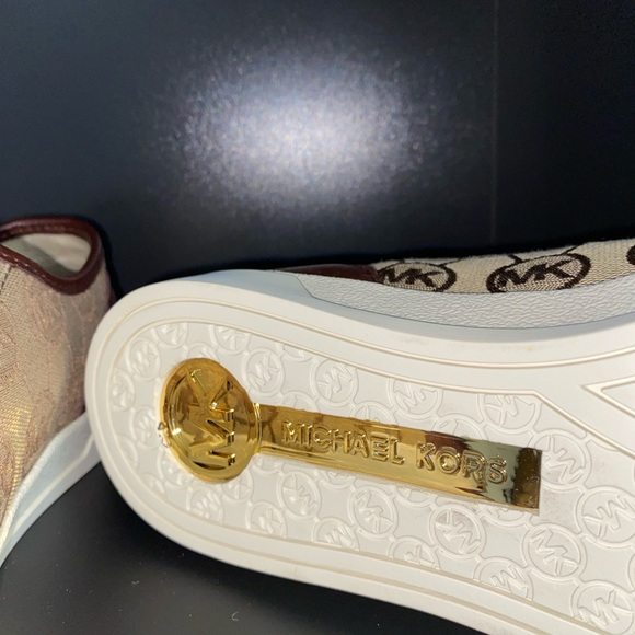Michael Kors Monogram Sneakers - Picture 10 of 10